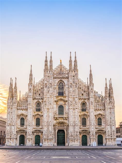 prada duomo milano opening hours|milano duomo website.